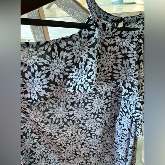 Michael kors blouse - Picture 3 of 5